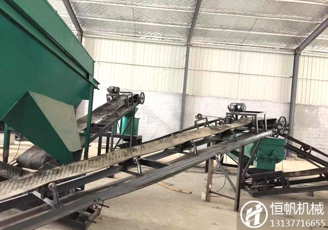 有機肥生產線的出現使無人問津的豬糞成了“香餑餑”(圖3) 豬糞有機肥生產線