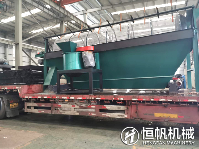 復(fù)工復(fù)產(chǎn),年產(chǎn)十五萬(wàn)噸雞糞有機(jī)肥生產(chǎn)設(shè)備助力貴州肥料廠區(qū)建設(shè)(圖1) 貴州有機(jī)肥設(shè)備發(fā)貨